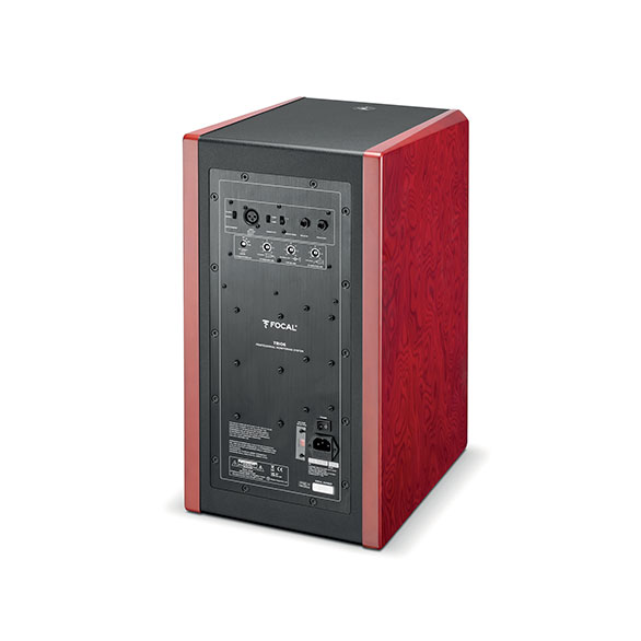 Focal Professional TRIO6. Студийный трехполосный активный звуковой ближнего и среднего поля.