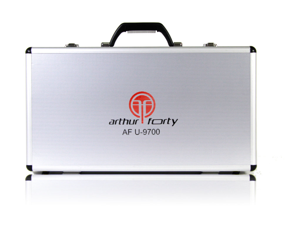 Arthur Forty U-9700C. Радиосистема UHF